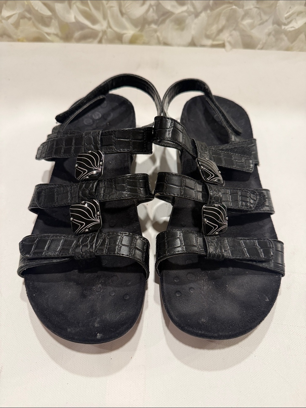 Vionic Black Croc-Texture Strappy Sandals with Decorative Square Accents